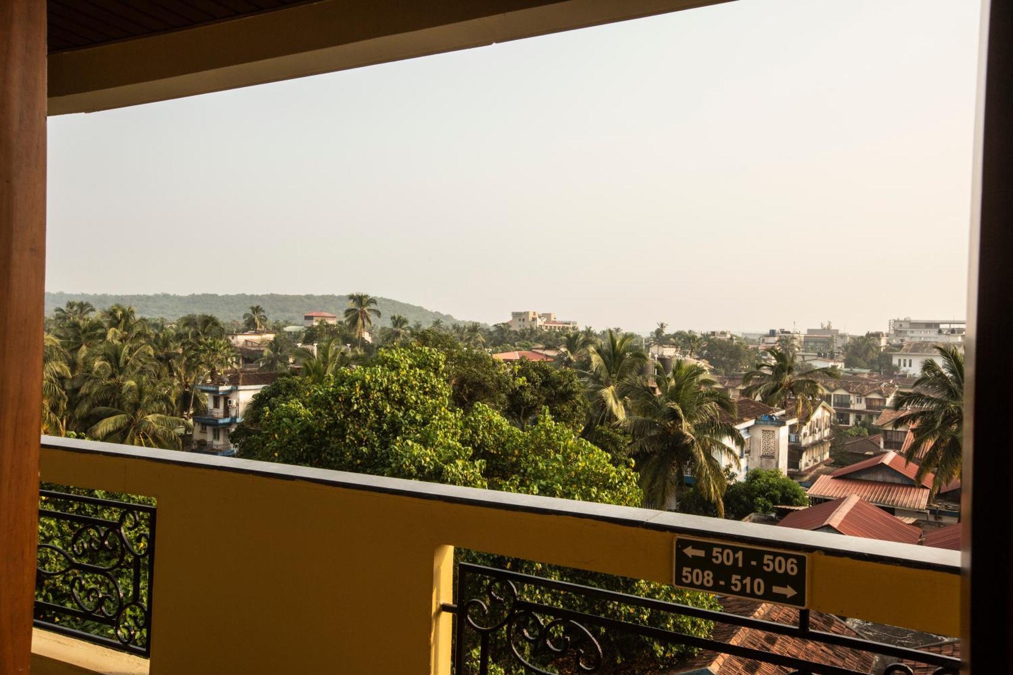 Resort De Coracao - Calangute , Goa Exterior photo